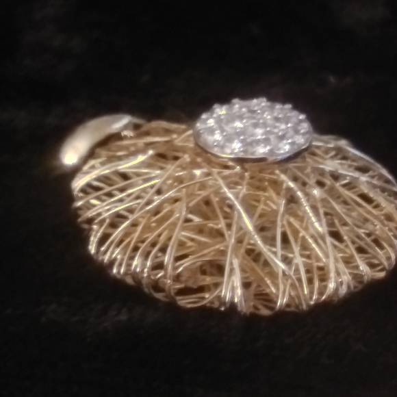 Pendent - Picture 4 of 5